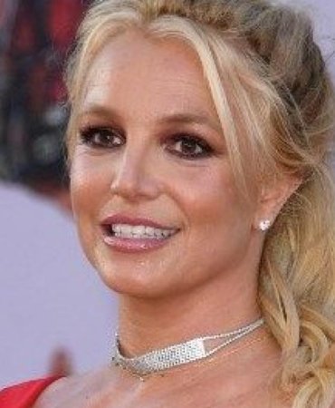 Britney Spears, LAX'da Sigara İçerken Polisle Karşılaştı 4 britney-spears-laxda-sigara-icerken-polisle-karsilasti-3JuYNkkq.jpg