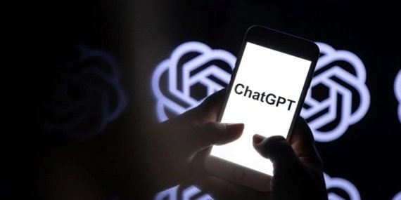 ChatGPT Nisan Ayında Dünyanın En Çok Ziyaret Edilen 5 Sitesi Arasına Girdi