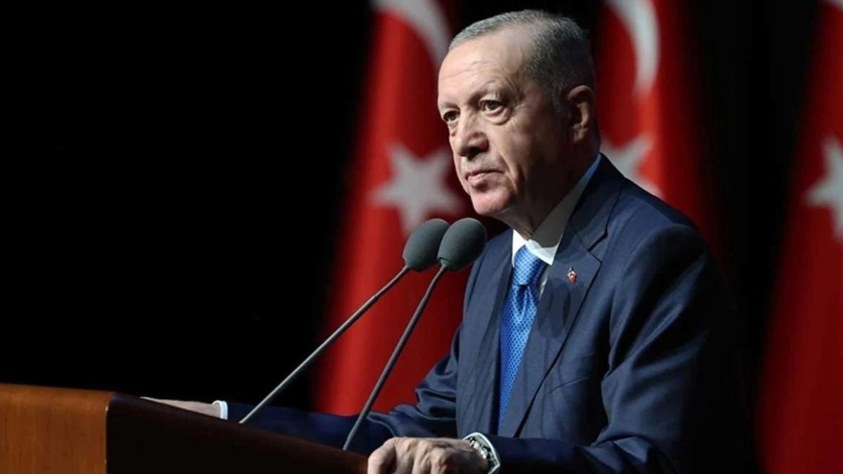 Cumhurbaşkanı Erdoğan’dan 19 Mayıs mesajı: Gençler Türkiye Yüzyılı’nın mimarı olacak 2 cumhurbaskani-erdogandan-19-mayis-mesaji-gencler-turkiye-yuzyilinin-mimari-olacak-AUhBkgAX.jpg