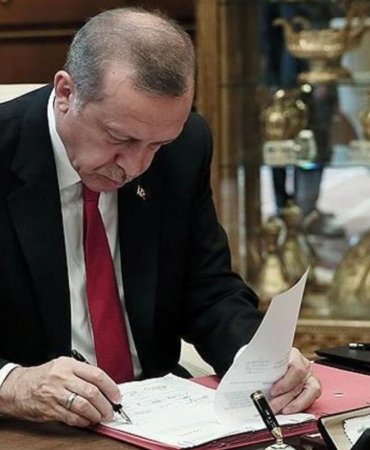 cumhurbaskanligi-atama-kararlari-resmi-gazetede-yayimlandi-mQek35A2.jpg