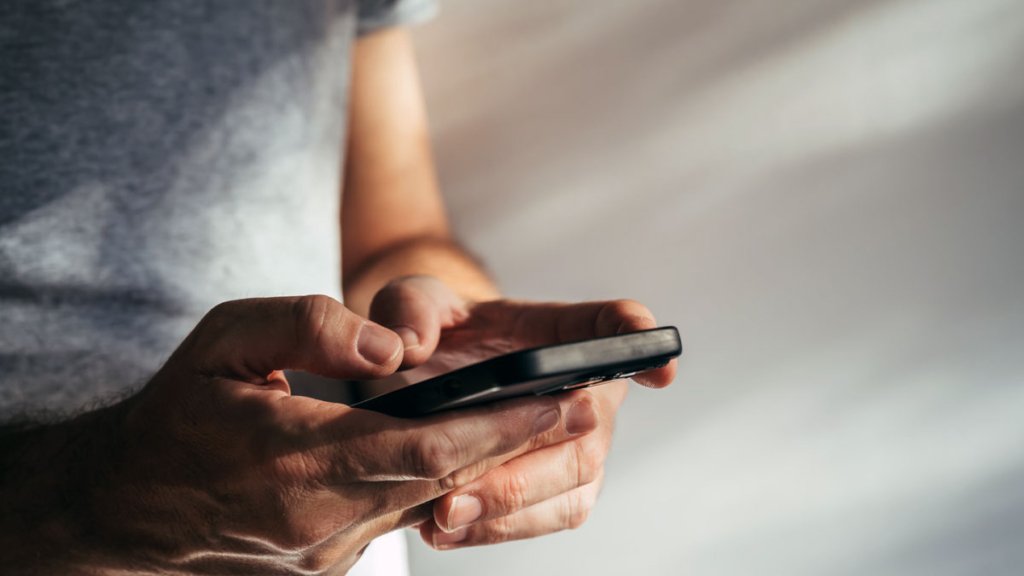 FBI’dan Yeni Dolandırıcılık Uyarısı iPhone ve Android Kullanıcıları Tehlikede