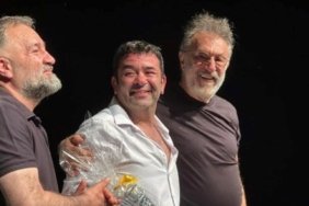 Frankfurt'ta Türk Tiyatrosunun Coşkulu Buluşması: Levent Tülek ve Mehmet Birkiye'nin Sanat Dolu Yolculuğu 3 frankfurtta-turk-tiyatrosunun-coskulu-bulusmasi-levent-tulek-ve-mehmet-birkiyenin-sanat-dolu-yolculugu-iYVAbHIj.jpg