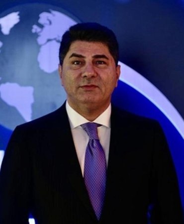 hakan-safi-forbes-turkiyenin-en-zengin-100-turk-listesine-girdi-jQ8A9lr5.jpg