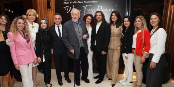Hilton Istanbul Maslak’ta Ahad Saadi’den ateşle barışı anlatan çarpıcı eser