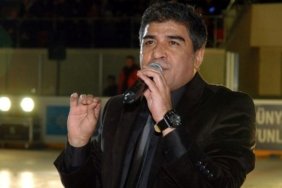 İbrahim Erkal'ın Efsanevi Mirası: Vefatının 8. Yılında Neden Hala Hafızalarda Yaşıyor? 4 ibrahim-erkalin-efsanevi-mirasi-vefatinin-8-yilinda-neden-hala-hafizalarda-yasiyor-mxDYAlqG.jpg