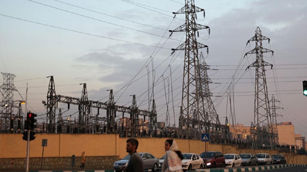 İran’da elektrik tasarrufu çağrısına uymayan 1103 evin elektriği kesildi 2 iranda-elektrik-tasarrufu-cagrisina-uymayan-1103-evin-elektrigi-kesildi-EM6TYq3n.jpg