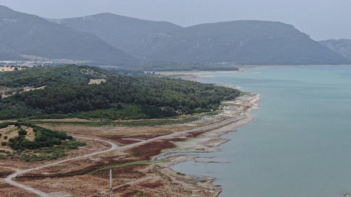 İstanbul barajlarında sevindiren doluluk oranı 2 istanbul-barajlarinda-sevindiren-doluluk-orani-pwsOjFrO.jpg