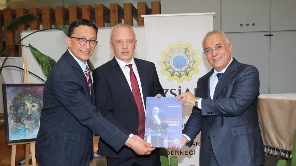 İzmir ve Ukrayna iş dünyası güçlerini birleştiriyor 2 izmir-ve-ukrayna-is-dunyasi-guclerini-birlestiriyor-X2BjrWer.jpg