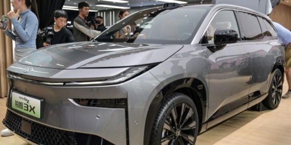 Japon Otomobil Devi Toyota ve Nissan’ın Çin Elektrikli Araç Stratejileri