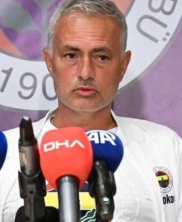 jose-mourinho-4-macta-12-puan-da-alsak-0-puan-da-alsak-ikinci-bitirecegiz-cejPaZGX.jpg