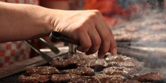 Köfteci Yusuf Tekrardan Taklit ve Tağşiş Listede mi? Domuz Eti İddiaları Sosyal Medyada Gündem Oldu