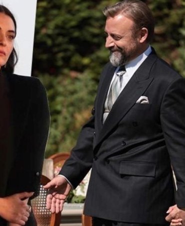 Kral Kaybedersenin Handanı Aslıhan Gürbüzden Etkileyici Set Pozları 8 kral-kaybedersenin-handani-aslihan-gurbuzden-etkileyici-set-pozlari-Iq8UK2ss.jpg