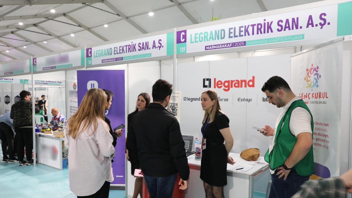 Legrand Türkiye, Marmara Kariyer Fuarı’nda Genç Yeteneklerle Buluştu 2 legrand-turkiye-marmara-kariyer-fuarinda-genc-yeteneklerle-bulustu-4JQkMzMP.jpg