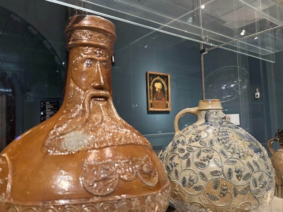 Londra'da Fatih Sultan Mehmed'in Eşsiz İzleri: Tarihin Derinliklerine Yolculuk 2 Portre ve Madalyonların Özellikleri ve Anlamı