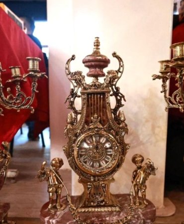Mersin'de Antika ve Nostaljik Eserlerin Büyüleyici Zirvesi: Müzayedeler ve Koleksiyon Tutkunları 9 mersinde-antika-ve-nostaljik-eserlerin-buyuleyici-zirvesi-muzayedeler-ve-koleksiyon-tutkunlari-U8ecEFX8.jpg