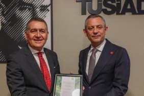 Özgür Özel'in İş Dünyası Ziyaretleri Gündemde 1 ozgur-ozelin-is-dunyasi-ziyaretleri-gundemde-HxfIfDIg.jpg