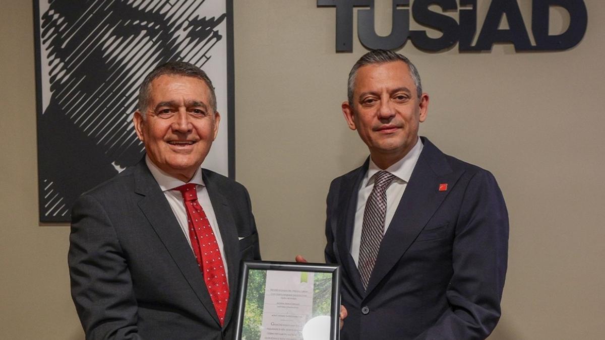 Özgür Özel'in İş Dünyası Ziyaretleri Gündemde 2 ozgur-ozelin-is-dunyasi-ziyaretleri-gundemde-HxfIfDIg.jpg