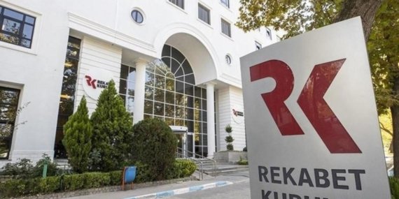 Rekabet Kurulu’ndan Yapı Kredi’ye World Kart Uyarısı