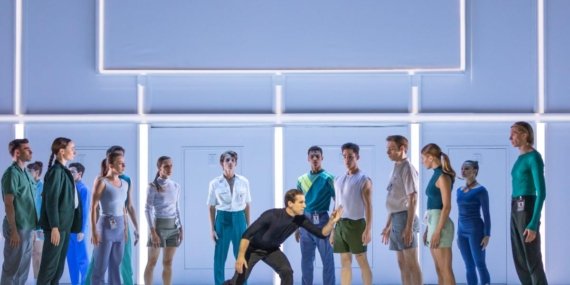 Scottish Ballet’ten Yapay Zekâ Temalı Büyüleyici Bale Gösterisi