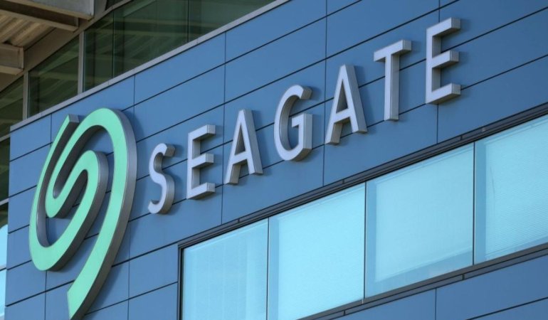 Seagate, 100 TB Sabit Disk Hedefiyle Depolama Teknolojisinde Çığır Açmaya Hazırlanıyor 6 seagate-100-tb-sabit-disk-hedefiyle-depolama-teknolojisinde-cigir-acmaya-hazirlaniyor-OgsSiTrb.jpg