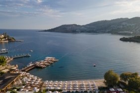 The Bodrum EDITION sezona Efkan&Oemer’in tipografi odaklı sanatıyla merhaba diyor 2 the-bodrum-edition-sezona-efkanoemerin-tipografi-odakli-sanatiyla-merhaba-diyor-jbgaqpHN.jpg