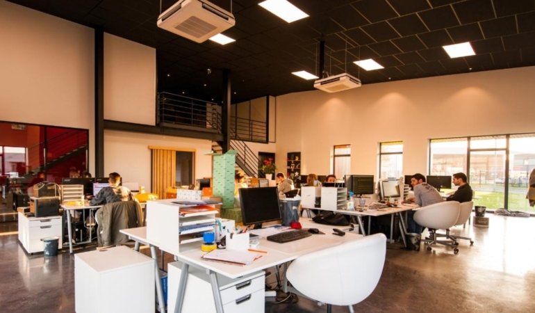Ticari gayrimenkulde ofis fiyatları uçuşta: 6 ticari-gayrimenkulde-ofis-fiyatlari-ucusta-AavILsS7.jpg