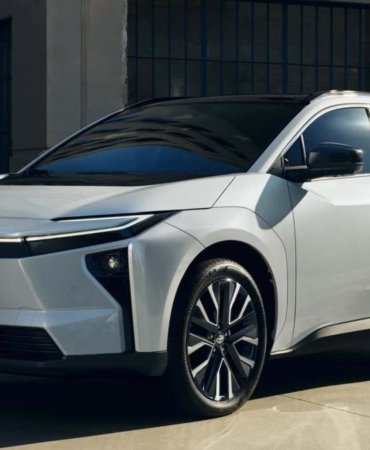 Toyota, Yeni bZ Modeliyle Elektrikli Araç Rekabetinde Vites Yükseltiyor 8 toyota-yeni-bz-modeliyle-elektrikli-arac-rekabetinde-vites-yukseltiyor-WWDn3xtV.jpg