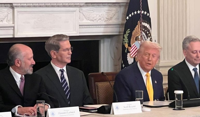 Trump Ailesi Kripto Yatırımlarından Servet Kazandı 1 trump-ailesi-kripto-yatirimlarindan-servet-kazandi-BaQVVSEC.jpg