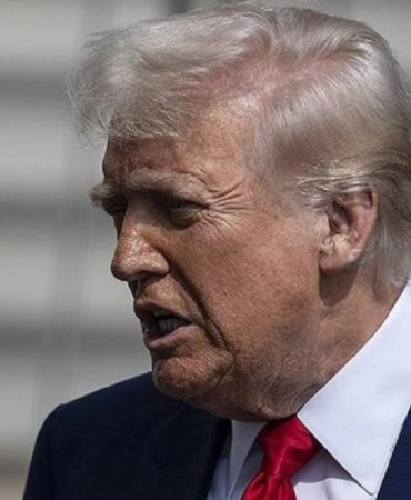 Trump BAE’den ABD’ye Dev Yatırım Sözüyle Döndü 10 trump-baeden-abdye-dev-yatirim-sozuyle-dondu-z579wG9Z.jpg