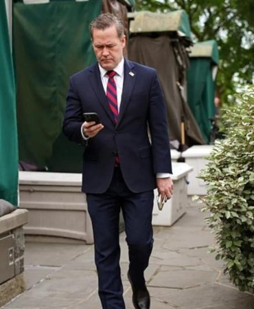 Trump Yetkilisinin Kullandığı Şifreli Uygulama Hacklendi mi? TeleMessage Geçici Olarak Hizmet Dışı Kaldı 3 trump-yetkilisinin-kullandigi-sifreli-uygulama-hacklendi-mi-telemessage-gecici-olarak-hizmet-disi-kaldi-L4JnUnli.jpg