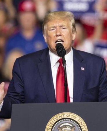 Trump’tan Kamu Medyasına Darbe: NPR ve PBS’nin Federal Fonları Askıya Alındı 7 trumptan-kamu-medyasina-darbe-npr-ve-pbsnin-federal-fonlari-askiya-alindi-1wB1eiIa.jpg