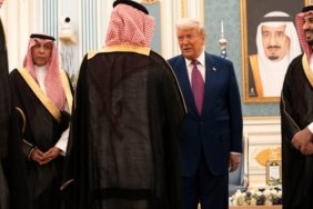 Trump’tan Körfez Turu: Suudi Arabistan’da Anlaşmalar Peşinde 6 trumptan-korfez-turu-suudi-arabistanda-anlasmalar-pesinde-JlJiQYeP.jpg