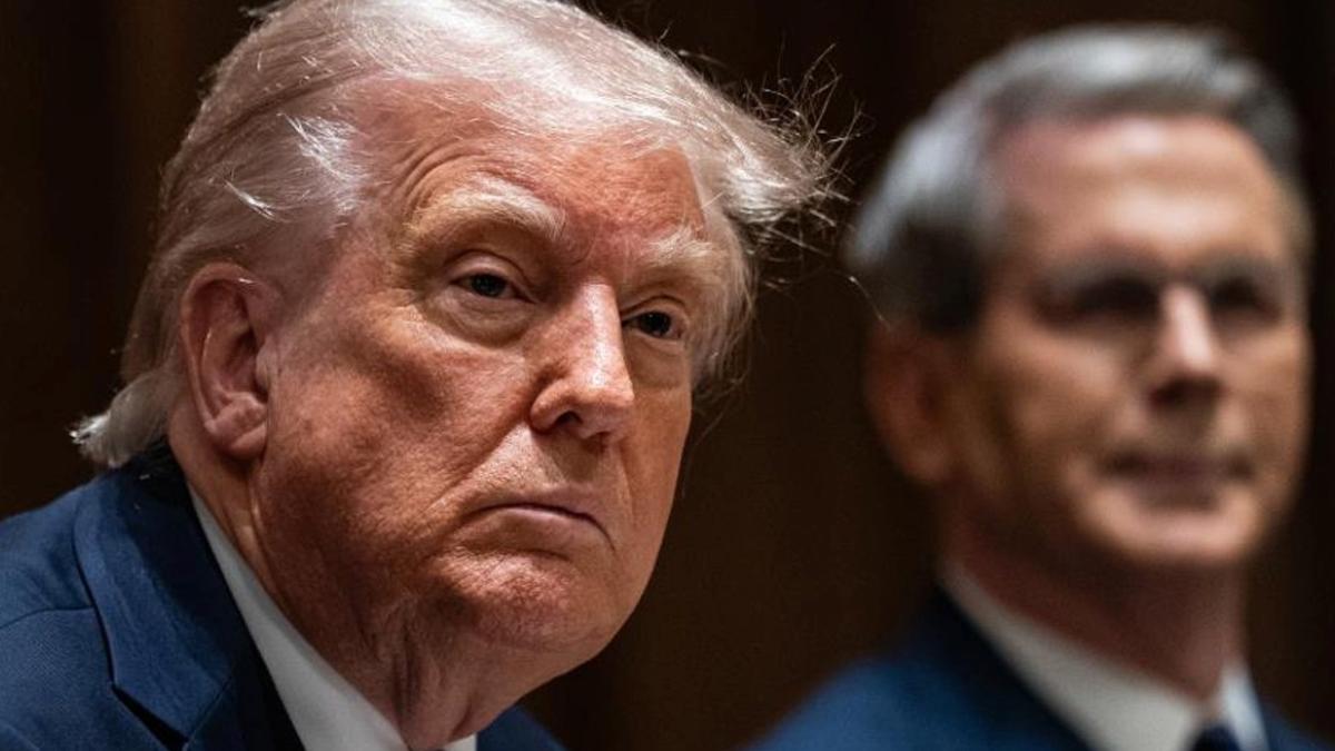 Trump'tan Sürpriz Karar: Ulusal Güvenlik Danışmanı Mike Waltz Görevden Alındı 2 trumptan-surpriz-karar-ulusal-guvenlik-danismani-mike-waltz-gorevden-alindi-iMuXRreZ.jpg