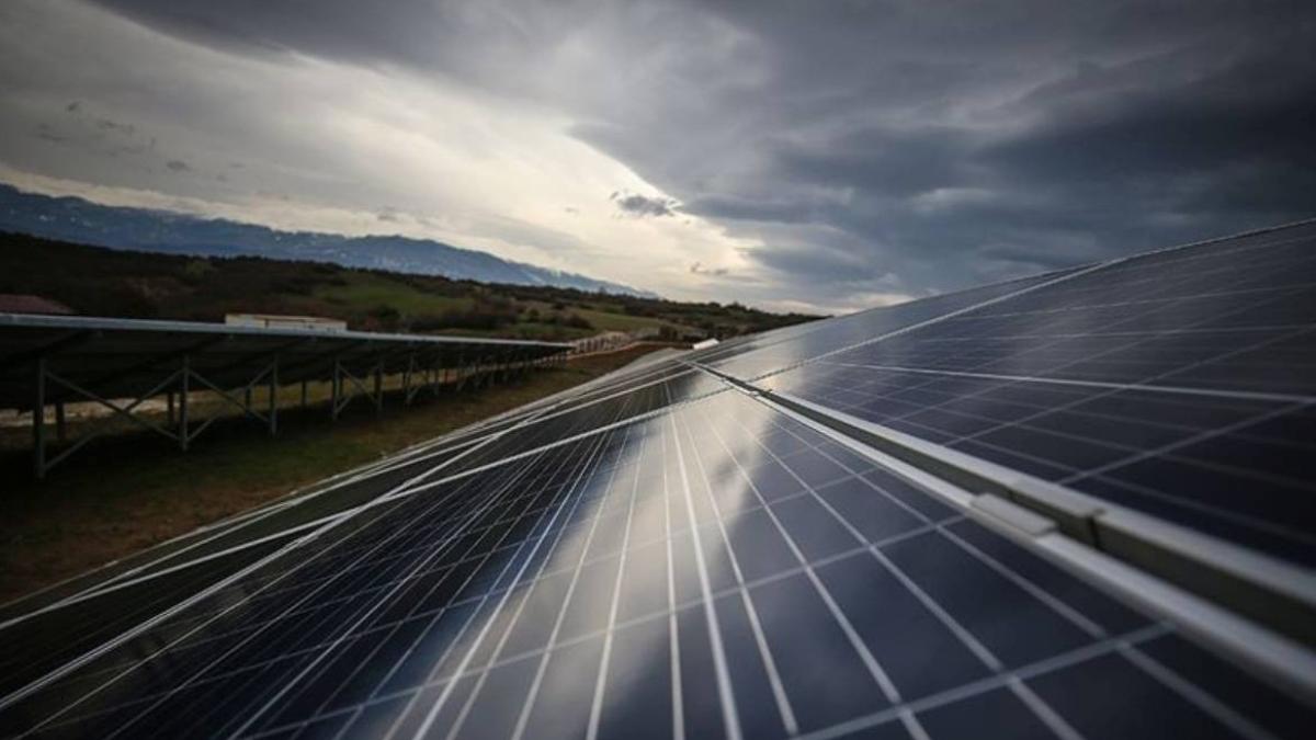 ACWA Power, Türkiye'deki dev güneş enerjisi projesinde son aşamaya geldi 2 acwa-power-turkiyedeki-dev-gunes-enerjisi-projesinde-son-asamaya-geldi-ZKiem8i2.jpg