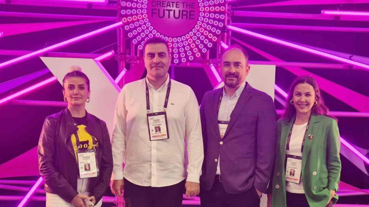 Aktif Bank, Amsterdam’daki Money 20/20 Fintech Zirvesi’nde Türkiye’yi temsil etti 2 aktif-bank-amsterdamdaki-money-2020-fintech-zirvesinde-turkiyeyi-temsil-etti-i6hvYfe9.jpg
