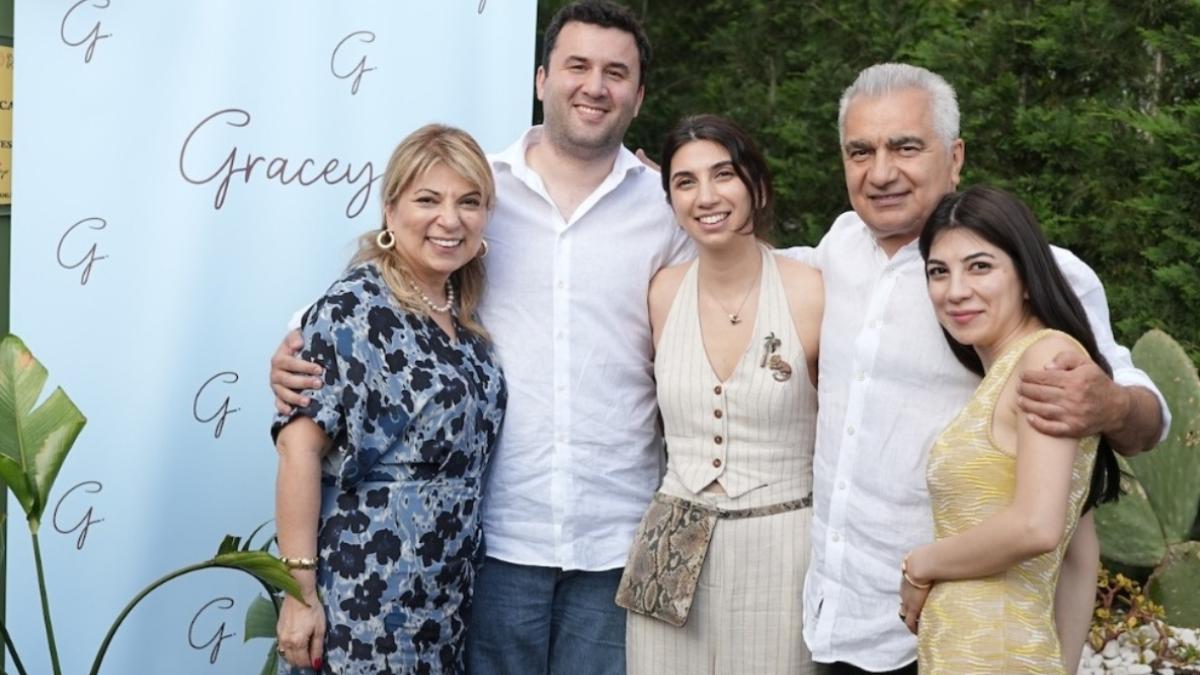 Bebek Giyimine Zarafet Getiren Gracey Baby Türkiye ve Avrupa’ya Açılıyor 2 bebek-giyimine-zarafet-getiren-gracey-baby-turkiye-ve-avrupaya-aciliyor-rkMaEeUW.jpg