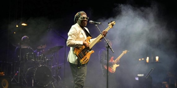 Benjamin Clementine Boğaz’da sahneye çıktı, Galataport Jazz dünya yıldızlarını İstanbul’a taşıdı