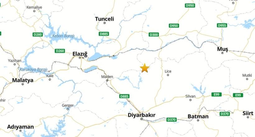 Bingöl’de gece yarısı deprem paniği yaşandı 1 Bingöl’de gece yarısı deprem paniği yaşandı