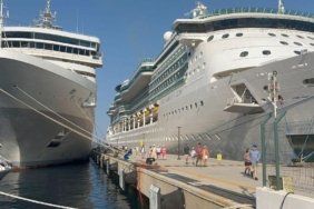 Bodrum'a dev kruvaziyer akını yaşandı, binlerce turist ilçeye giriş yaptı 6 bodruma-dev-kruvaziyer-akini-yasandi-binlerce-turist-ilceye-giris-yapti-GVfxfE3q.jpg