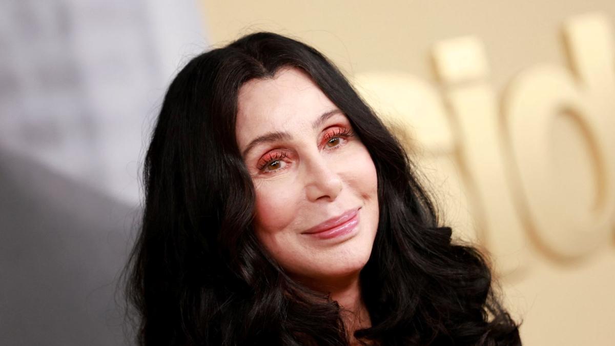 Cher'in Oğlu Elijah Blue Allman'ın Uyuşturucu Mücadelesi ve Aile Durumu 3 cherin-oglu-elijah-blue-allmanin-uyusturucu-mucadelesi-ve-aile-durumu-pUES7sdy.jpg