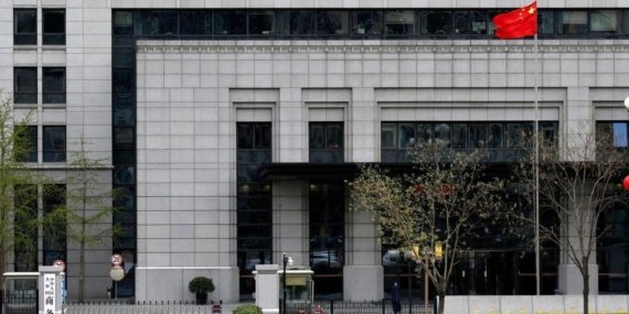 Çin ile ABD arasında ticaret anlaşması krizi büyüyor karşılıklı suçlamalar ve yaptırım tehditleri tırmanıyor