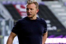 dirk-kuyt-hollandaya-donuyor-yeni-takimiyla-surpriz-anlasma-kapida-WuDkceBI.jpg