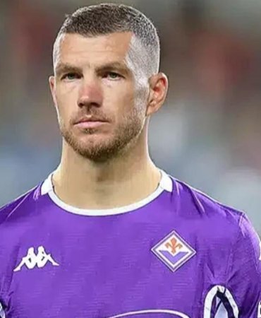 Edin Džeko yeniden Serie A’da! Fiorentina ile imzaya çok yakın 2 edin-d-eko-yeniden-serie-ada-fiorentina-ile-imzaya-cok-yakin-DXWKpHmH.jpg