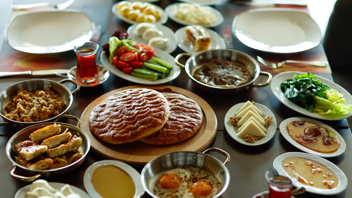 Elite World Hotels’te Van Kahvaltısı deneyimi 2 elite-world-hotelste-van-kahvaltisi-deneyimi-JbHUHsLS.jpg