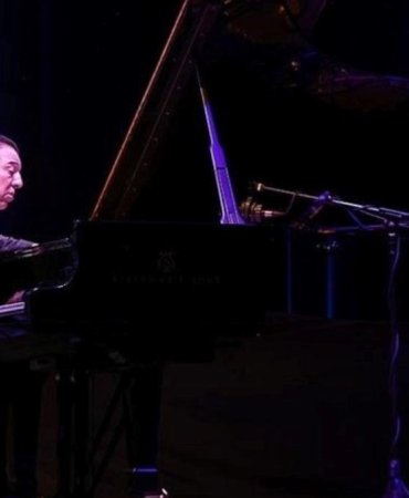 fazil-saydan-iznike-ozel-beste-iznik-turkusu-dunyaya-aciliyor-4nMQtkVx.jpg
