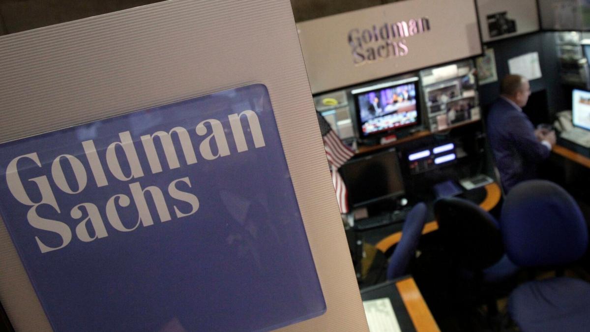 Goldman Sachs’tan Tarihi Adım! Yapay Zeka Artık Her Çalışanın Masasında 2 goldman-sachstan-tarihi-adim-yapay-zeka-artik-her-calisanin-masasinda-UMGqh1S7.jpg