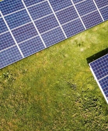 Güneş paneli fiyatları yönsüz hareket ediyor yatırımcılara fırsat doğuyor 5 gunes-paneli-fiyatlari-yonsuz-hareket-ediyor-yatirimcilara-firsat-doguyor-Fl59FABY.jpg