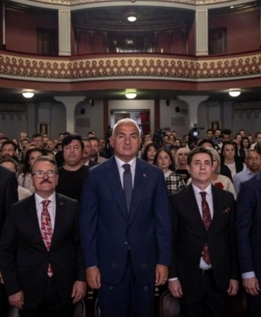 Güzel Sanatlar Genel Müdürlüğü'nün 90. Yıl Dönümü Anlamlı Kutlamaları 5 guzel-sanatlar-genel-mudurlugunun-90-yil-donumu-anlamli-kutlamalari-UI6el78W.jpg