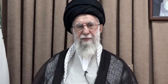 Hamaney’den ABD ve İsrail’e meydan okuma: Defalarca vuracağız