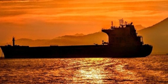 Hürmüz Boğazı’ndaki tansiyon tanker piyasasını vurdu, fiyatlar %145’e yakın arttı